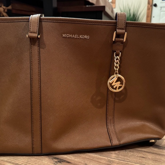Michael Kors Tan Tote with Gold Accents - Picture 10 of 10